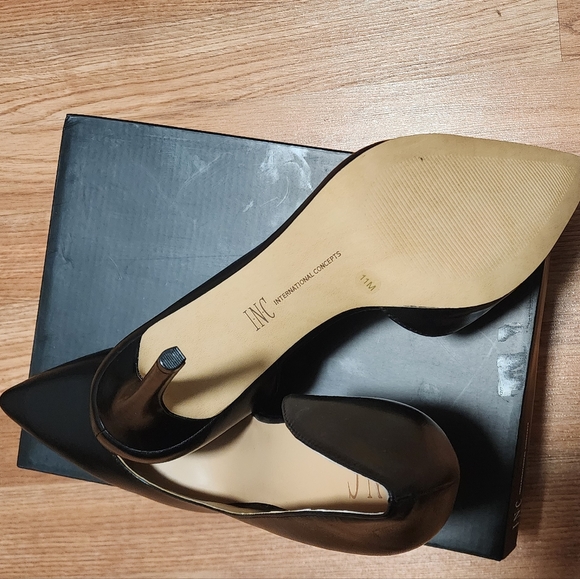 D'orsay Pump - Picture 4 of 5